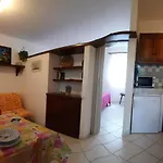 A Schiera Apartment Rena Majore