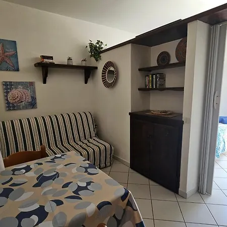 A Schiera شقة *